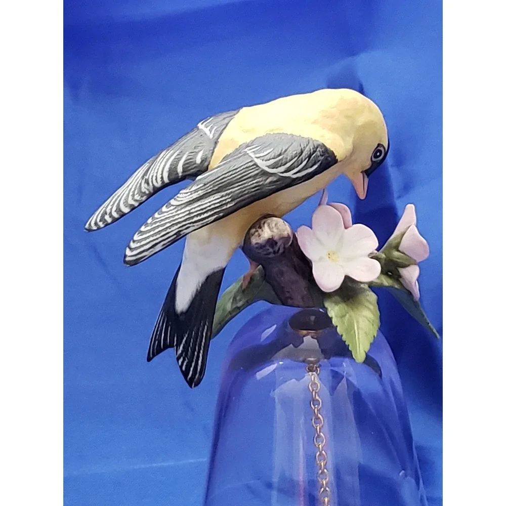 Goldfinch Bird Bell Porcelain Glass